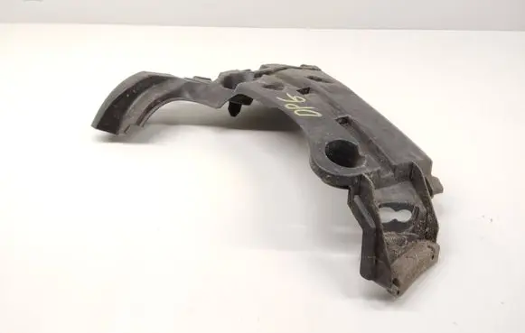 Mercedes-Benz Citan W415 Rear bumper mounting bracket M39302 2000363 X610527