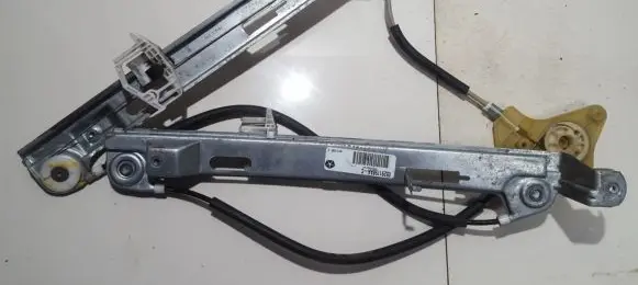 Jeep Patriot Sliding door window regulator with motor 05291798AAC 05291798AA-C
