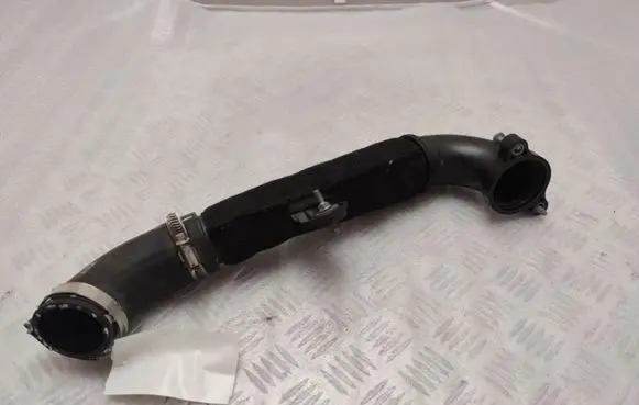 Audi Q5 SQ5 Intercooler hose/pipe 04L145762AG