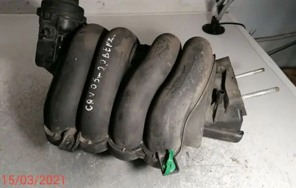 Honda CR-V Intake manifold 17100PNCJ0