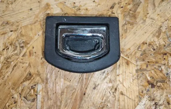 Audi TT Mk1 Bracket in trunk/boot 1J0864203