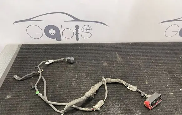 Dodge RAM Parking sensor (PDC) wiring loom P68489300AA P68488851AB
