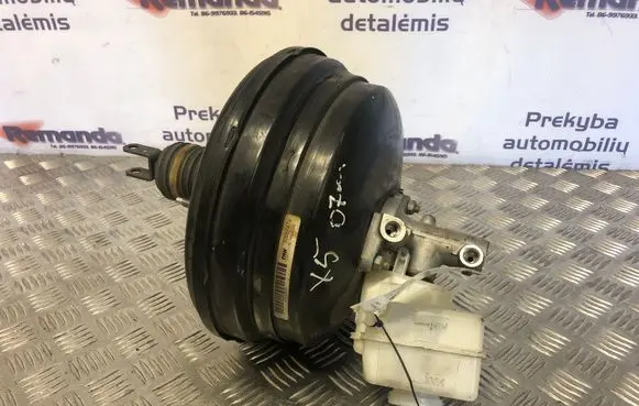 BMW X5 E70 Brake booster 32067474