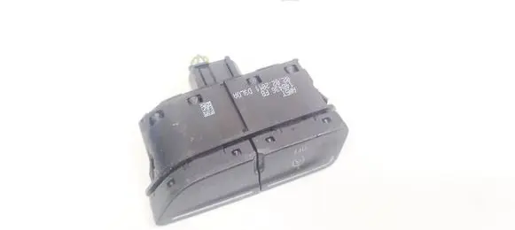 Windscreen/window heater switch