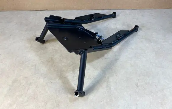 Mercedes-Benz G W461 W463 1st Gen Steering rack mounting bracket A4634600435