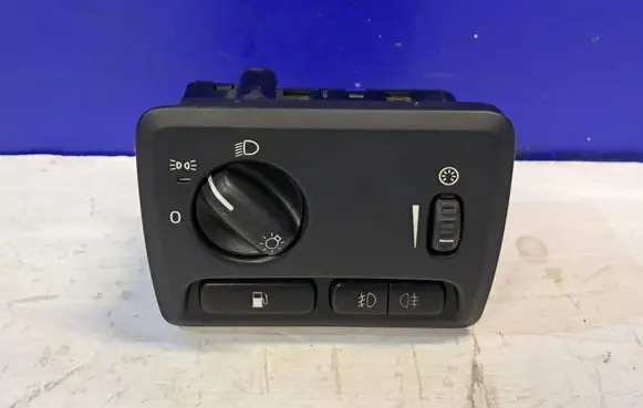 Volvo S60 Light switch 30739316