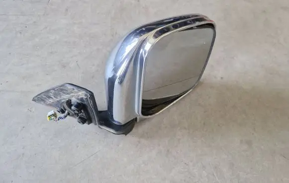 Front door electric wing mirror