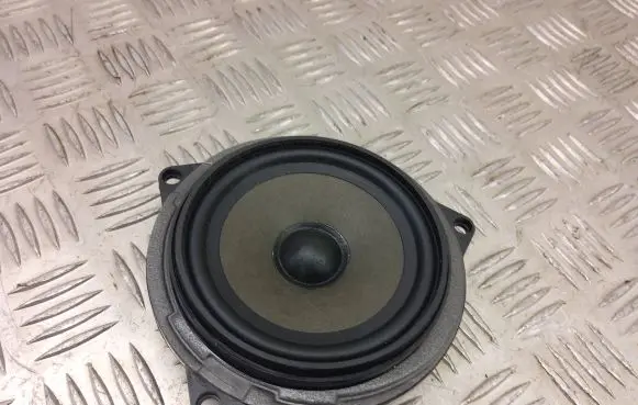 BMW 1 E82 E88 Front door speaker 9143232
