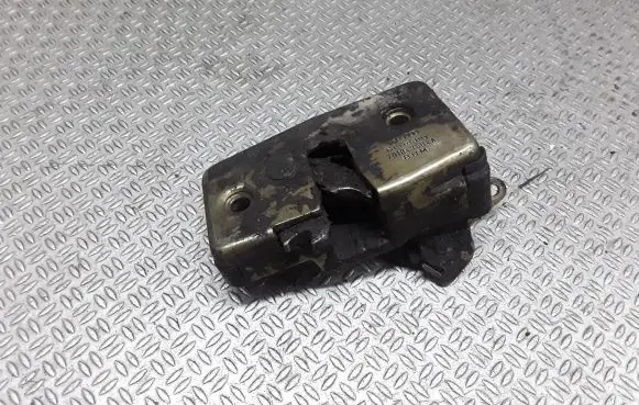 Volkswagen Transporter - Caravelle T4 Sliding door lock 701843604A