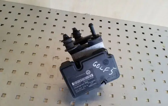 Volkswagen Golf V ABS Pump 1K0907379N 1K0614517F