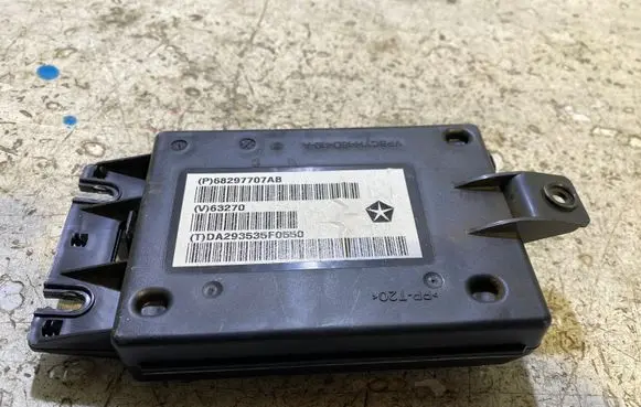 Dodge Challenger Air conditioning/heating control unit 68297707AB A293535F0550 63270