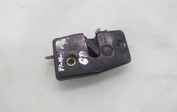 Volkswagen Transporter - Caravelle T4 Sliding door lock 701843604D