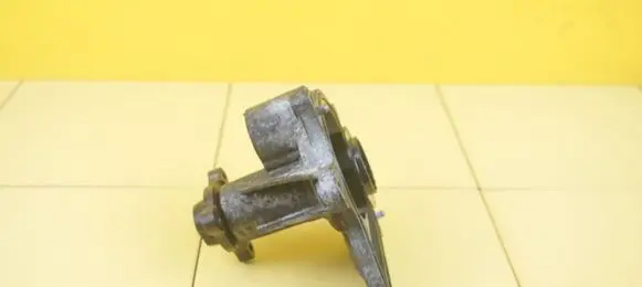 Opel Astra K Water pump 634743157 3HTR5