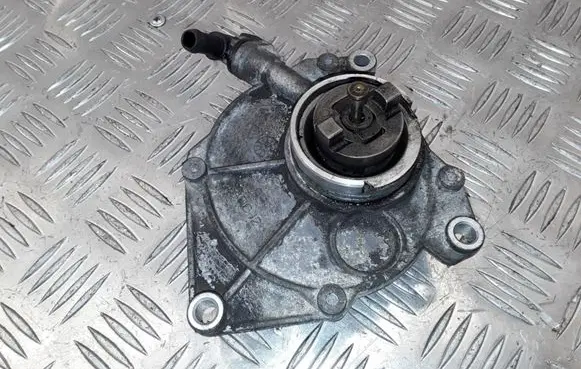 Hyundai ix 55 Vacuum pump 386103A500