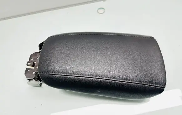 Ford Fusion II Armrest 88091058