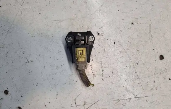 Subaru Outback Airbag deployment crash/impact sensor 98231AG000