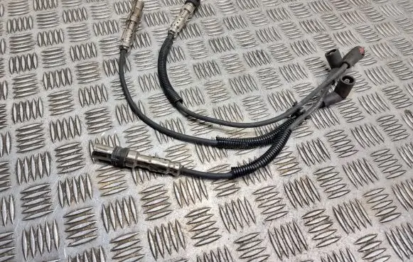 Volkswagen Golf VI Ignition plug leads 