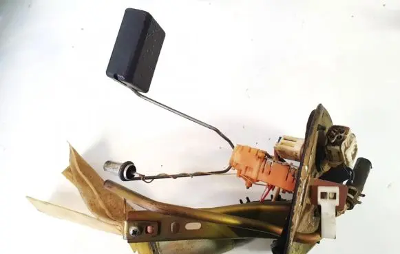 Mazda 323 In-tank fuel pump
