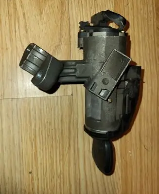 Toyota Corolla E120 E130 Ignition lock 45020024