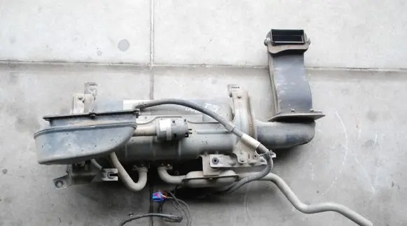 Volkswagen Transporter - Caravelle T5 Auxiliary pre-heater (Webasto) 7H0819002R