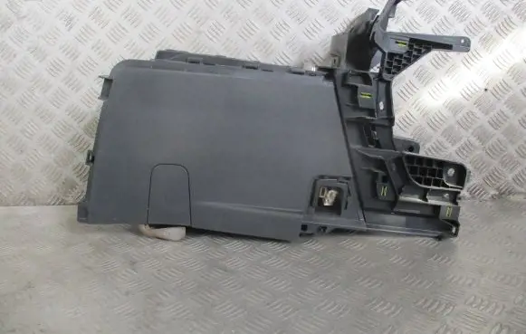 Peugeot 5008 Central console drawer/shelf pad 9686267677