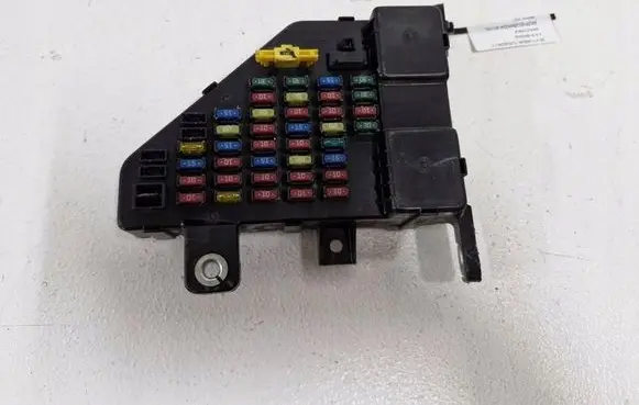 Hyundai Tucson JM Fuse box set 91110-2E001