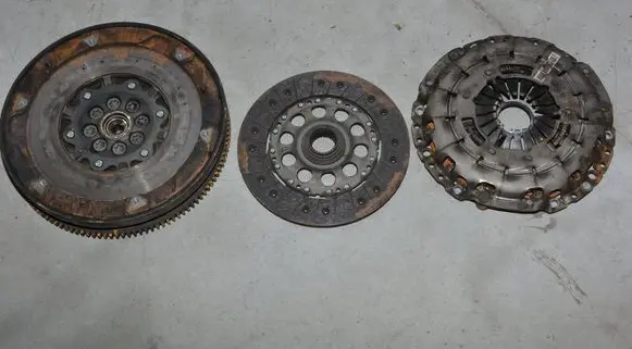 BMW 5 F10 F11 Clutch set kit 7603846