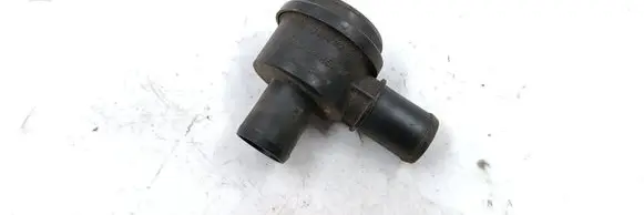 Volkswagen PASSAT B5 Valve 034145710A 0280142108