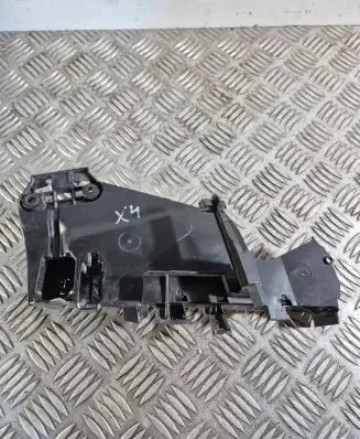 Volvo XC40 Front door exterior handle/bracket 30747093