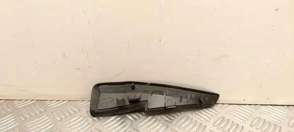 Peugeot 2008 I Windshield trim 96748542XT