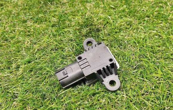 Ford Fiesta Airbag deployment crash/impact sensor DG1314C676AA
