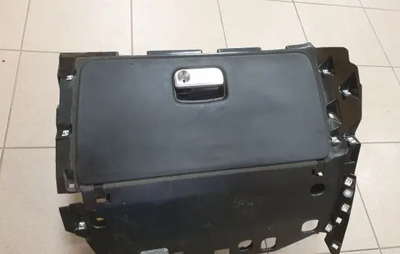 Porsche Macan (95B) Glove box 95B857095