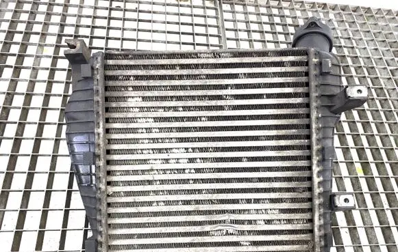 Audi Q7 4L Intercooler radiator