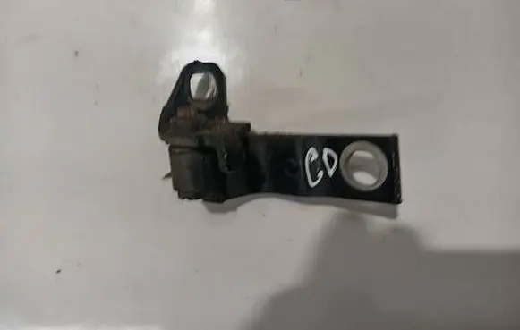 Ford Mondeo MK IV Rear door lower hinge 
