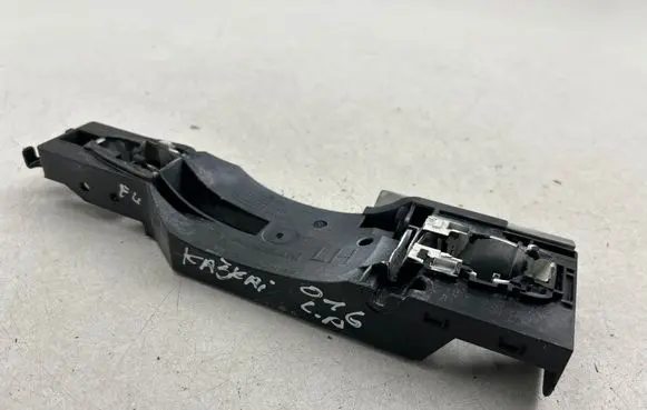 Nissan Qashqai Front door exterior handle/bracket 80611 21133