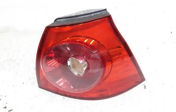 Volkswagen Golf V Rear/tail lights 4VFX13404AA