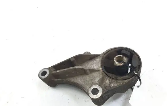 Opel Zafira B Engine mounting bracket FHA06-007D