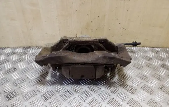 BMW 5 GT F07 Front brake caliper