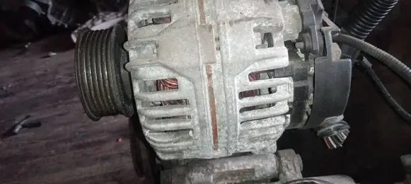 Volkswagen II LT Generator/alternator 074903026 0124325088