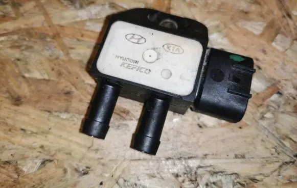 KIA Sportage Exhaust gas pressure sensor 392102F600 9022090001