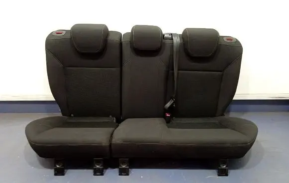 Ford Focus ST Second row seats