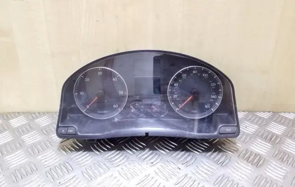 Volkswagen Jetta V Speedometer (instrument cluster) 1K0920963B