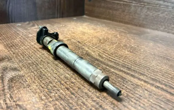 Iveco Daily 4th gen Fuel injector 0445116019 504385557