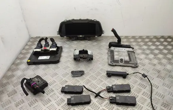 Engine ECU kit and lock set