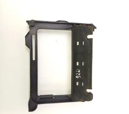 Chevrolet Tahoe Engine control unit holder 15993200 Z1985