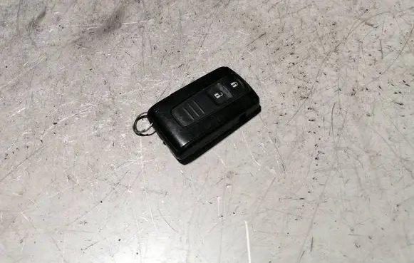 Toyota Corolla Verso E121 Ignition key/card