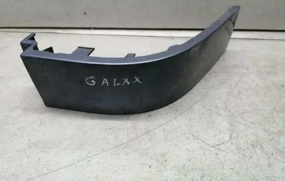 Ford Galaxy Rear/tail light trim molding 7M3807872