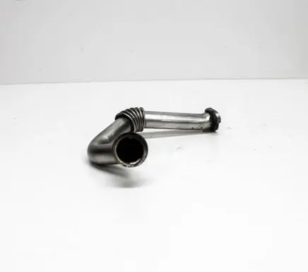 Volkswagen Jetta VI Air intake hose/pipe 03L131521R