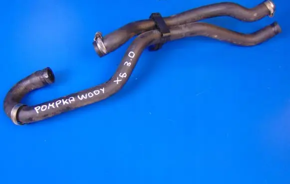 BMW X5 E53 Engine coolant pipe/hose