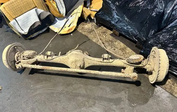 Lada Niva Rear axle beam with reductor 